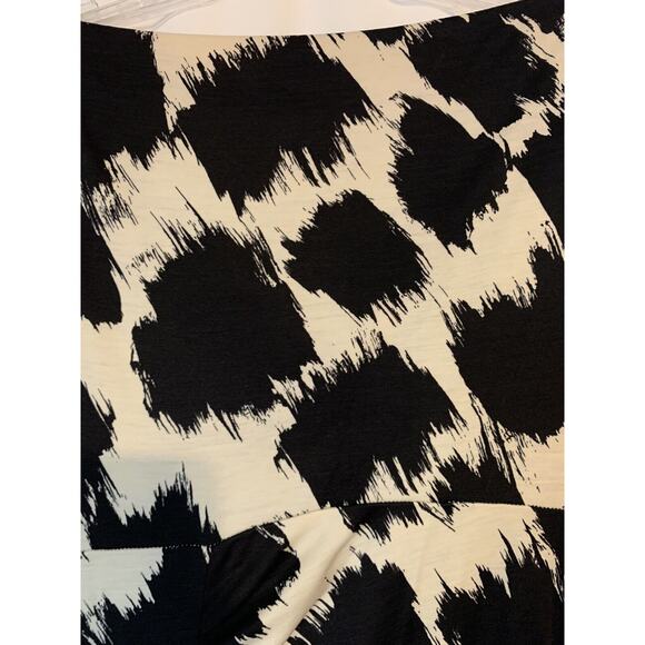 DVF Womens Dress 6 Bodycon Wool Knee Length Black White Vneck Cocktail - Picture 6 of 12